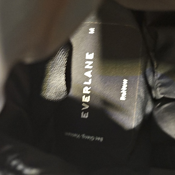 Womens Everlane Renew Puffy Puff Jacket Medium - Picture 3 of 5